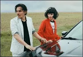 Qui sont ces deux personnes qui ont gagné le prix de l'album rock de 2015 ?