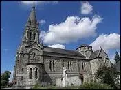 La commune bretonne de Val-d'Izé se situe dans le département ...