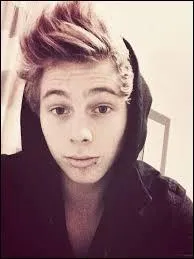 Combien a-t-il de frères ou surs ?