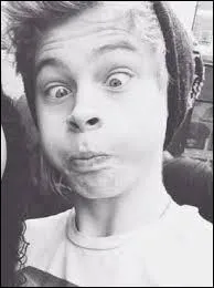 Quel est son deuxième prénom ?