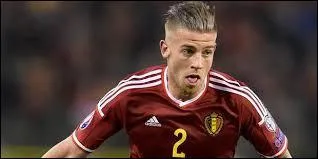 Quel est le prénom de Alderweireld ?
