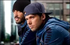 Quel est ce chanteur ou groupe ?