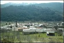 Le village Ari&eacute;geois de Prades se situe en r&eacute;gion ...