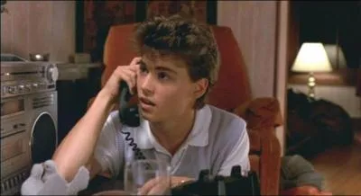 Il était encore tout jeune dans ce film, et il termine d'une façon particulièrement sanglante !