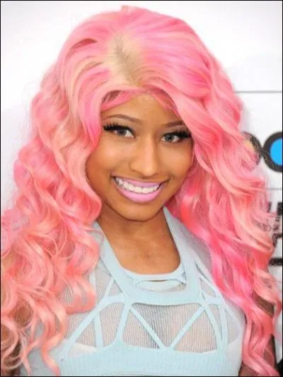 Qui est cette chanteuse ?