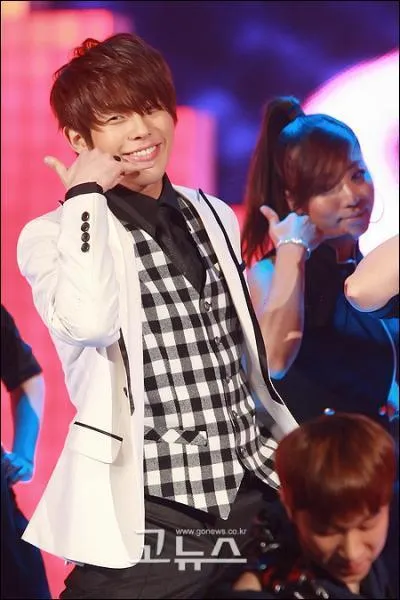 Comment s'appelle le nouveau MV de Tae Goon ?