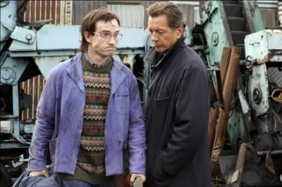 Encore un acteur qui mériterait un César et un Oscar, Thierry Frémont dans le rôle de Francis Heaulmes, tueur complètement déjanté qui parcourt la France !