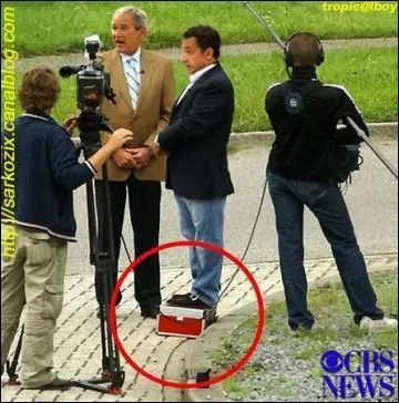 Si vous êtes pris en flagrant délit, sur le fait, où est votre main ?