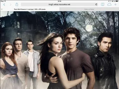 Comment s'appellent les deux personnages au premier plan ?