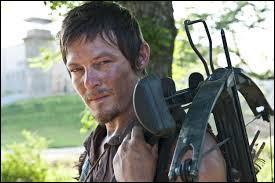 Dans quel épisode apparaît Daryl la première fois ?