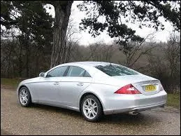 Selon Mercedes, elle a lancé le principe du coupé 4 portes. Il s'agit de la ...