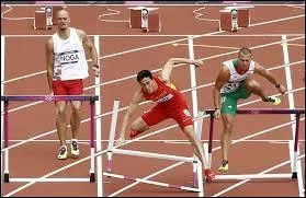 Mon premier est un pays de l'extrême nord-est des USA (capitale : Augusta), mon 2e gêne la course sur 110 m, mon 3e est à la fin du couloir et mon tout est un département célèbre pour...