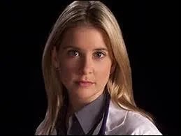 Julianna Margulies est l'interprète de Lucy Knight.