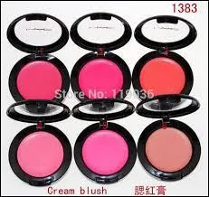 Quel est ce matériel de maquillage ?