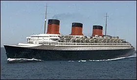 Le 29 mai, au Havre, c'est le départ inaugural du plus grand et plus luxueux paquebot jamais construit à l'époque. Quel est son nom ?