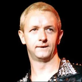 C'est le "Dieu du m&eacute;tal", mais quel est son nom ?