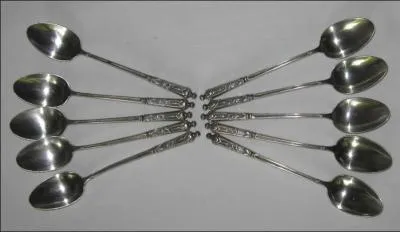 Comment s'appelle un collectionneur de cuillères ?