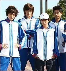 Dans ce film portant sur le tennis, les joueurs possèdent tous des "coups spéciaux" qui leur permettent d'exceller dans leur maitrise de ce sport. Il s'agit de :