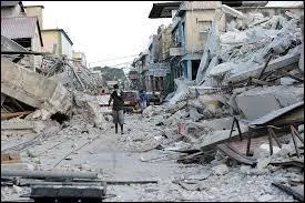 Les terres se lézardent, on appelle ça un :