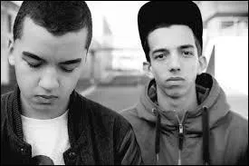 Ces deux rappeurs sont...