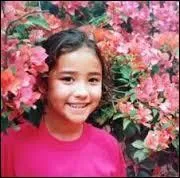 Elle est l'une des actrices principales de la série '' Pretty little liars''. Qui est-ce ?