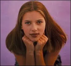 C'est une actrice américaine. Qui est-ce ?