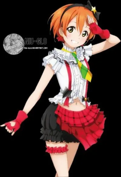 Elle est en première année de lycée et fait partie des idoles de son école. Qui est-ce ?