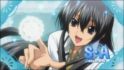 Deuxième de son lycée, elle est en rivalité avec Kei (le n°1) contre qui elle n'a jamais gagné. Qui est-ce ?