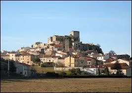 Nous partons maintenant à Montalba-le-Château. Commune Catalane, elle se trouve en région ...