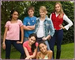 Quelles sont les deux personnes qui vont remplacer Kristi et Phil ?