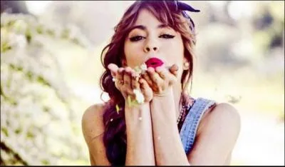 Qui est son petit ami ? (juin 2015)