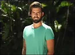 Quel est ce candidat qui a participé à "Secret Story 7/8" et à la "Maison du bluff" ?