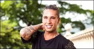 Quel est ce candidat qui a participé à "Secret Story 7/8" et aux "Anges" ?