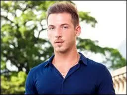 Quel est ce candidat qui a participé aux "Marseillais" ?