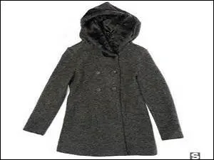 Le pluriel de manteau est -----.