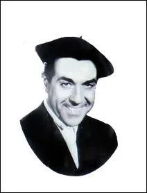 Quel chanteur d'opérette a interprété le titre "L'Amour est un bouquet de violettes" ?