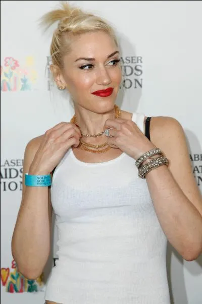 Gwen Stefani chante en solo depuis plus de 10 ans. Est-ce une vraie ou une fausse blonde ?