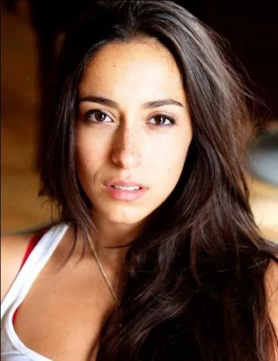 Vous pouvez me croire sur parole, Oona Chaplin, héroïne de "Game of Thrones", est bien la petite-fille de Charlie Chaplin !