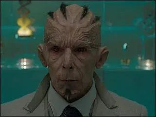 A qui Star Lord doit-il vendre le globe ?