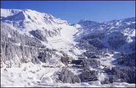 Lesquels de ces patineurs furent les uniques doubles champions olympiques ?