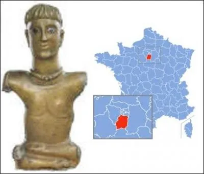 Ce dieu est une œuvre du 1er siècle après J.-C. trouvé à Bouray-sur-Juine, et son œil en émail vous observe. 
Où est-ce ?