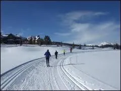 Quelle petite fille de 12 ans se chargea de la flamme olympique ?
