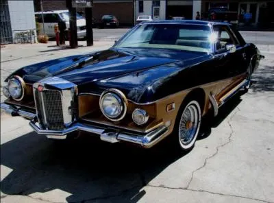 Quel constructeur a produit ce véhicule ?