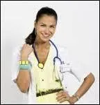 Comment s'appelle l'infirmière de l'école ?