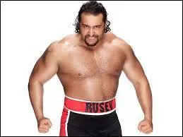 Quelle est la nationalité de Rusev ?