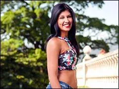 Qui est footballeuse ?