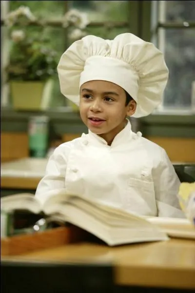 Qui est ce petit gringalet ?