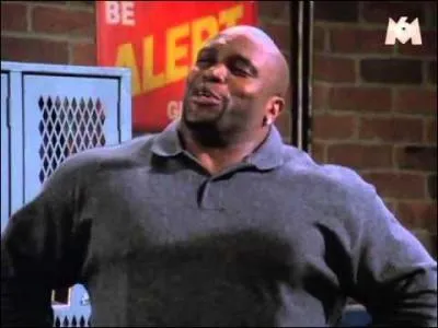 Qui est cet homme imposant ?