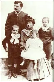 Comment s'appellent ses parents ?