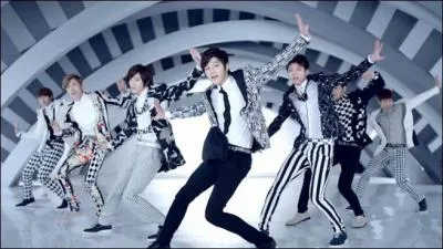 De quel MV (clip) appartient cette image ?